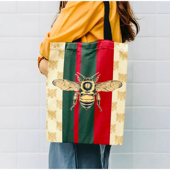 PURSE: Beige, Green, & Red Canvas Tote w/Bee Design, NWOT - Picture 1 of 11